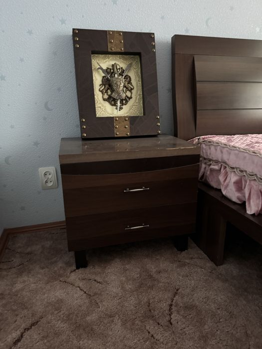 Продам спальный гарнитур