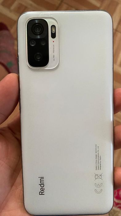 Redmi note 10s 
128гб 
Идеал катпаиды 
Минус отпечаток стемид