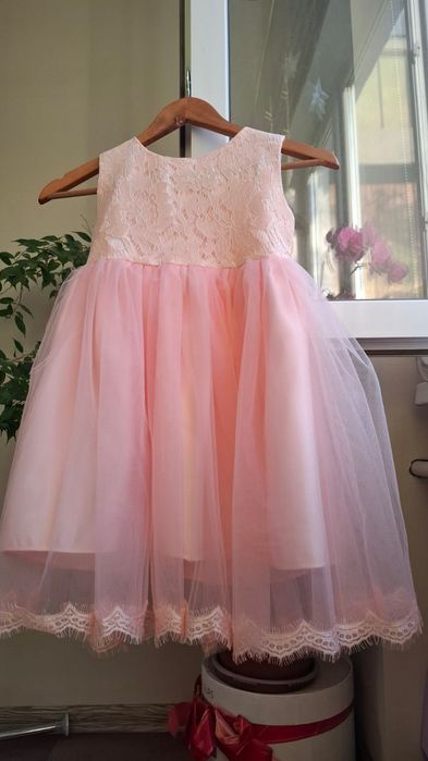 Красивые платья и наряд Микки Маус  девочка