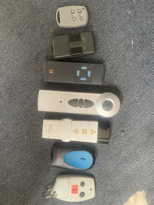 Telecomenzi porti