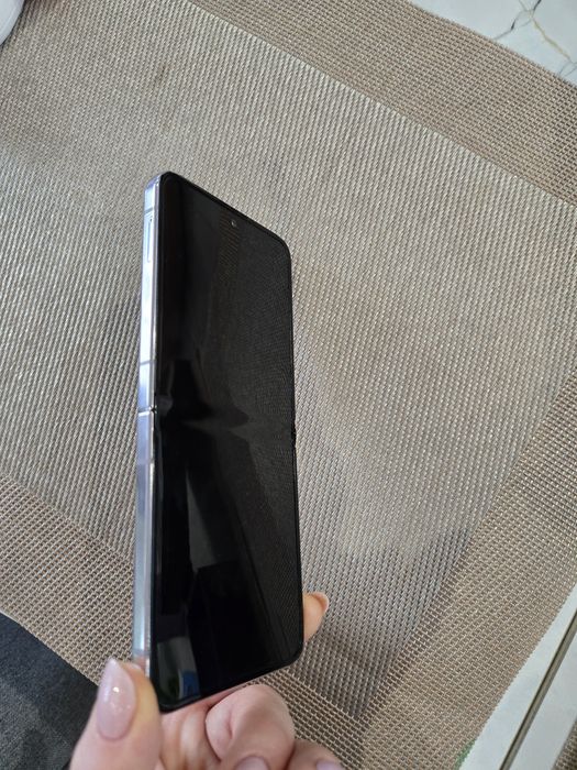 Смартфон Samsung Galaxy Z Flip5, 8GB RAM, 256GB, 5G, Lavender