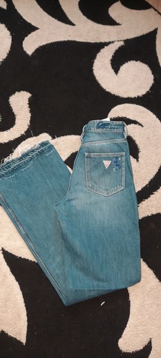 Дънки с широк крачол