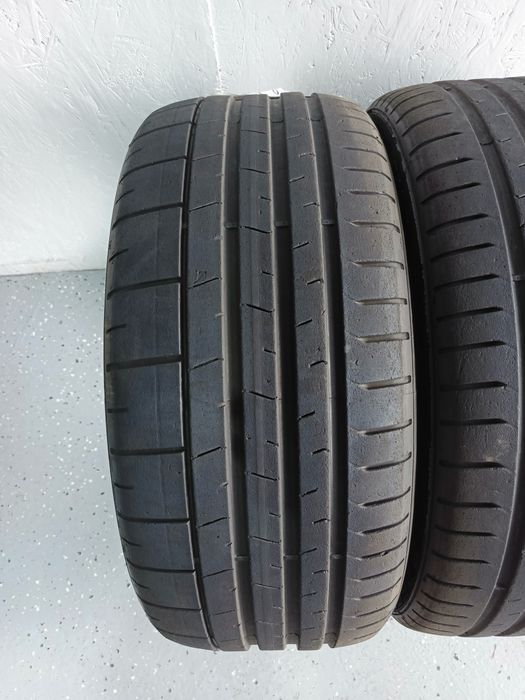 235.35.20 Pirelli Vara Second-hand