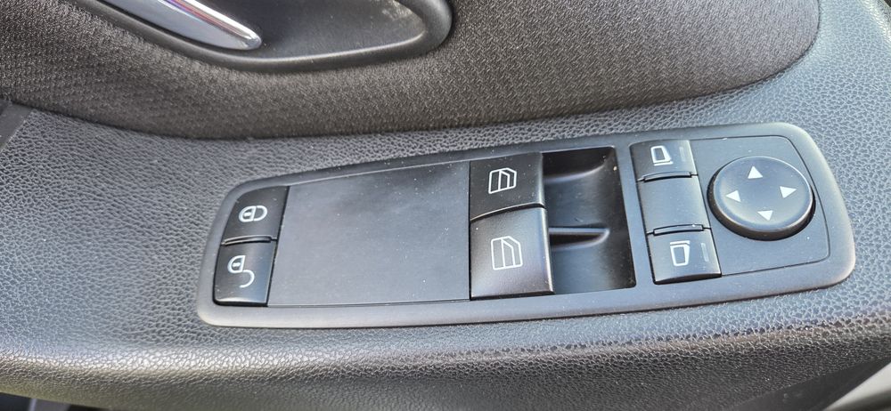 MERCEDES A 160 CDI 2005г. 213000км