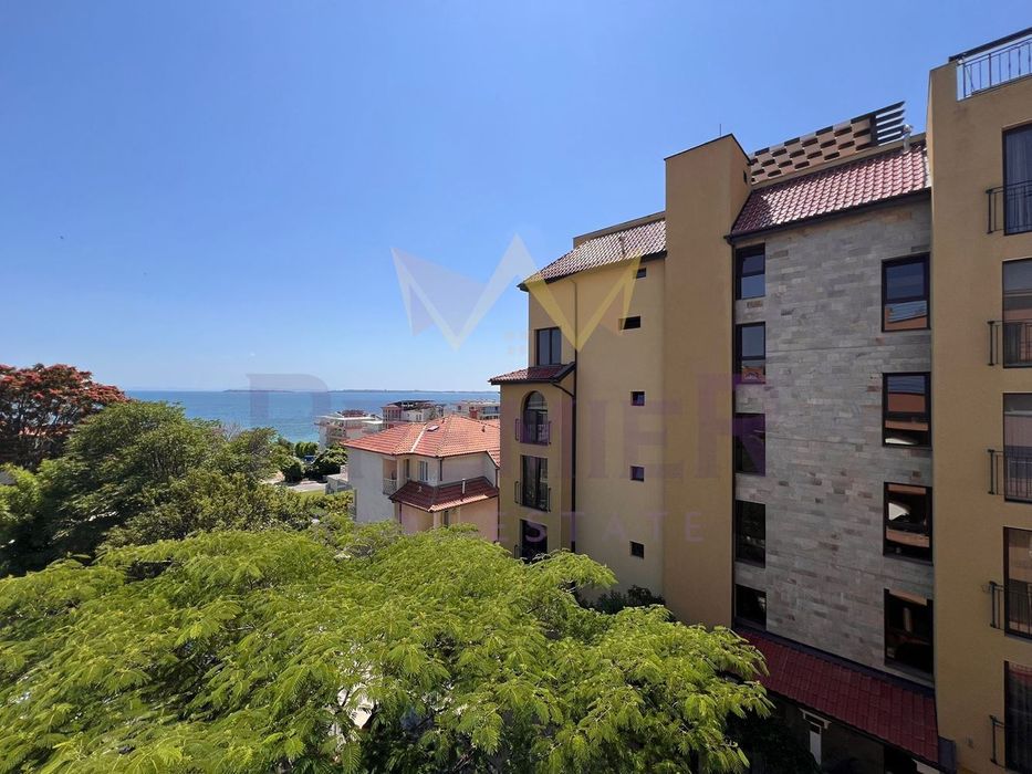 Продава се Четиристаен апартамент в Свети Влас - 92 кв.м за 1555 €/кв.м - Снимка #11