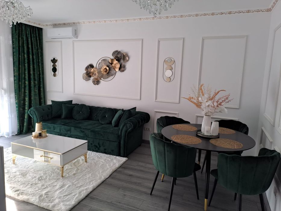 Inchirez apartament în regim hotelier ADORA PARK