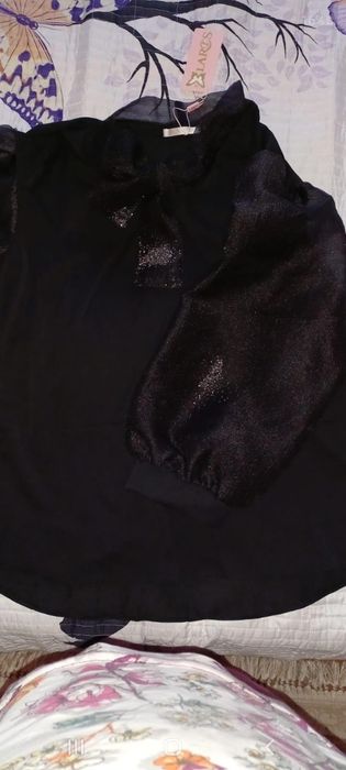 Продам блузка с кристаллами