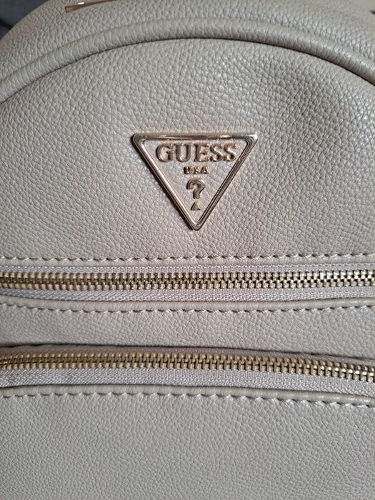 Оригинална кожена раница на Guess Power play