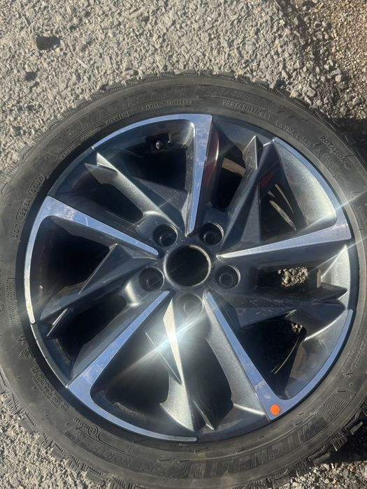 Продам шины MICHELIN
