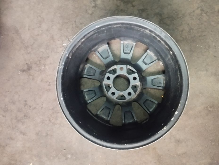 Продам диск одиночку на 16