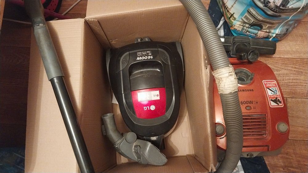 На запчасти!не рабочие!