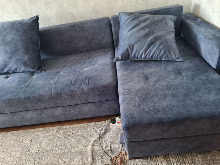 Продам диван 270 тысяч торг