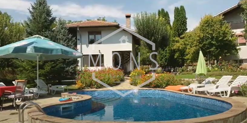 Хотел в Велико Търново, област-с.Емен площ 717 цена 449900