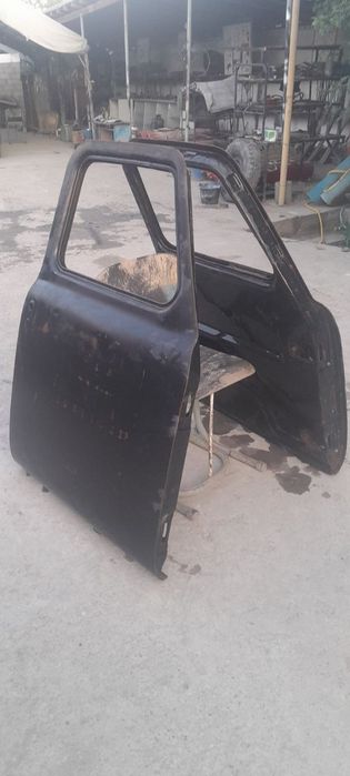 Gaz 53 eshiklar sotiladi
