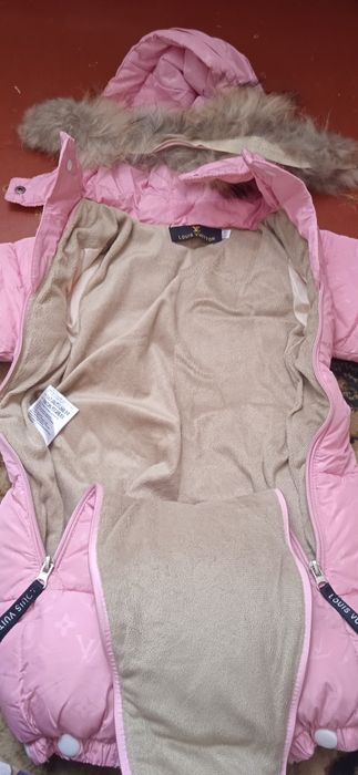 Продам комбинезон зимний