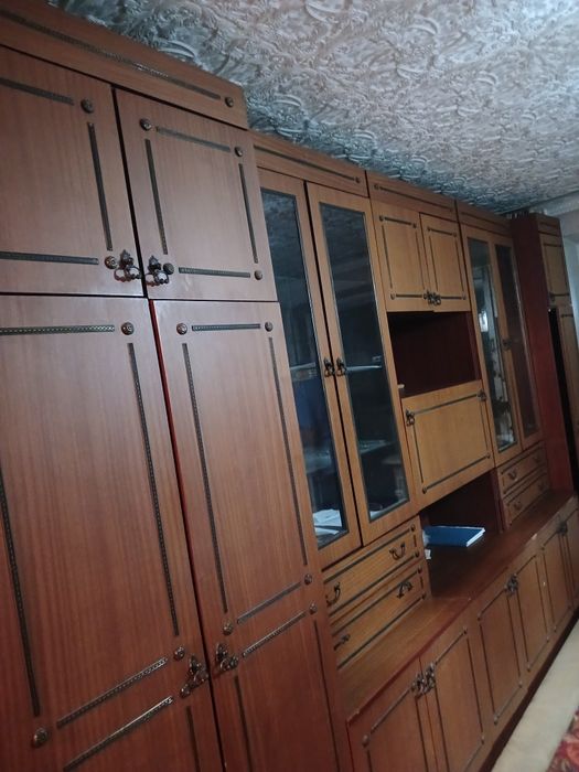 Продам  советскую стенку