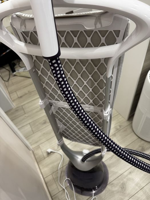 Иред за гладене с пара Philips ComfortTouch Plus GC558/30.