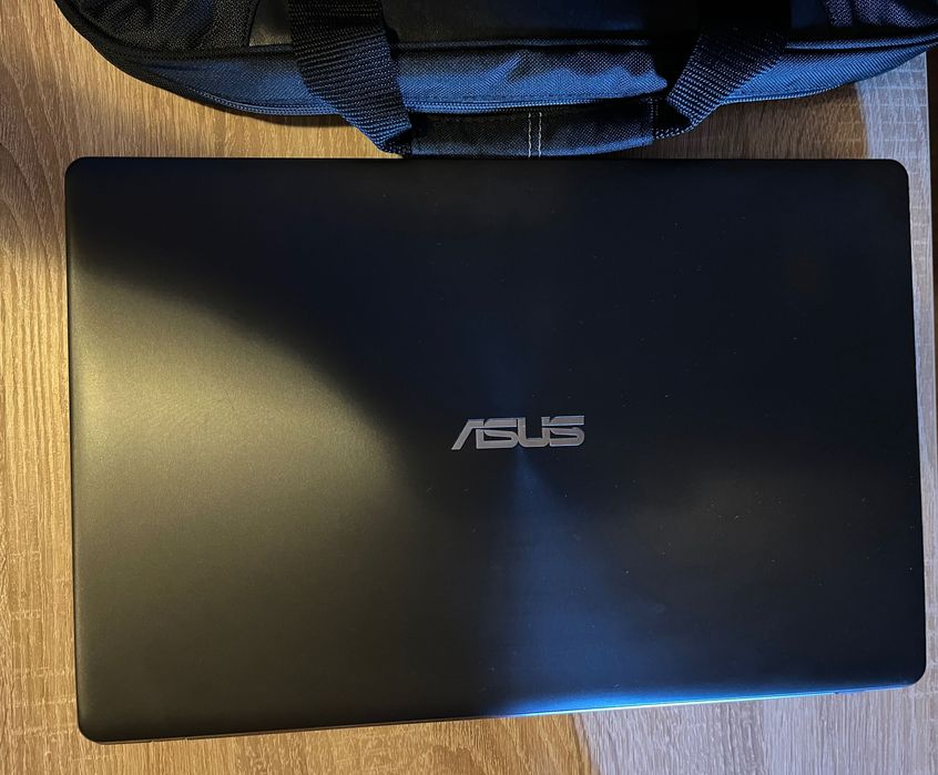 Laptop Asus 16 GB Ram 2 GB video SSD 240 GB plus HDD 1 TB