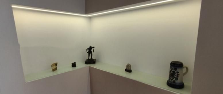 Дава се под наем Тристаен апартамент в София, Център - 110 кв.м за 1480 € - Снимка #3