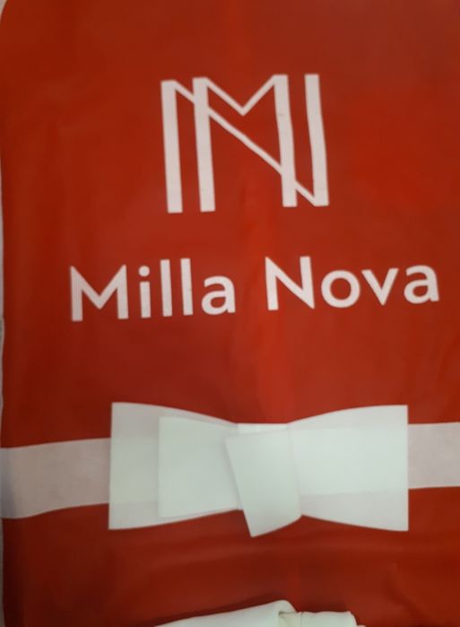 Vand rochie de mireasa Millanova