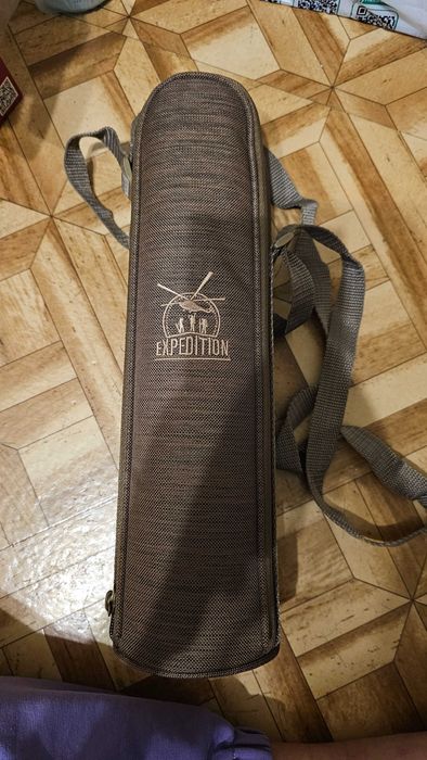 Термос вакуумный в чехле для подарка. Новый. С коробой