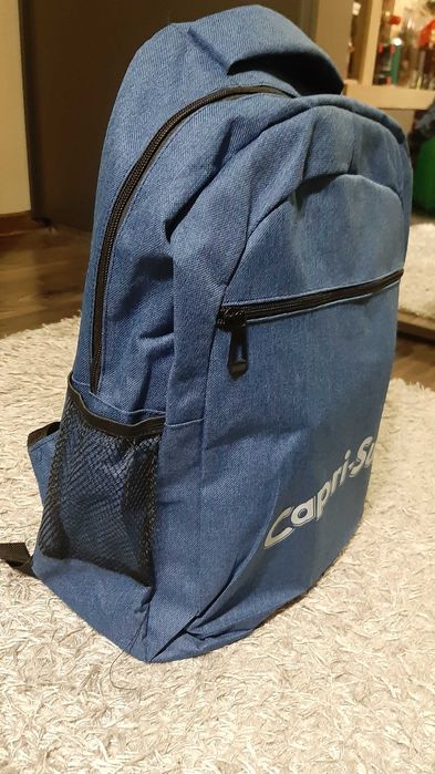 Ghiozdan echipat Capri Sun