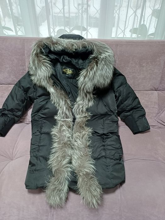 Продам пуховик размер 48-50