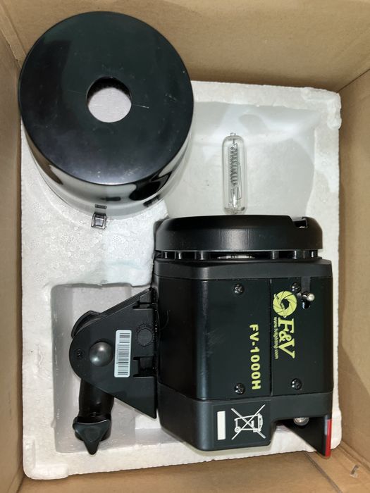 Lampă video de studio F&V FV-1000H