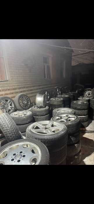 215 юпокрышкалар бар