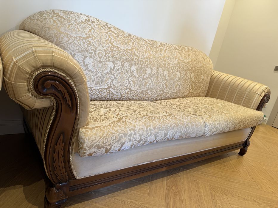 Диван для гостиной