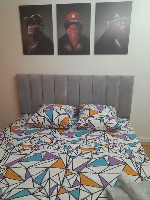 Сдам посуточно 1к.кв.5мкр.