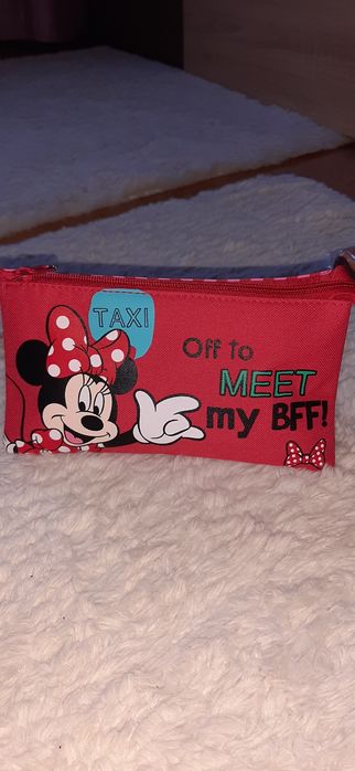 Penar rosu cu MINNIE