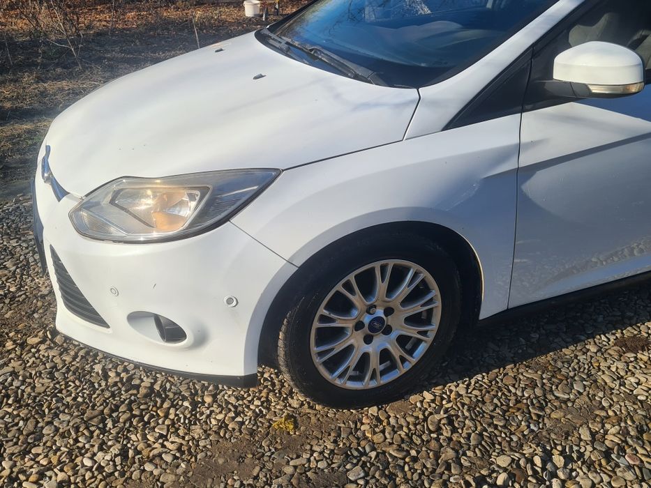Dezmembrez Ford Focus Mk3, 1.6 tdci 2013