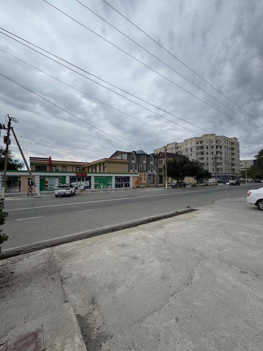 Nihol maktab yuon tamoni yol yuzasinda joylashgan 410 m2