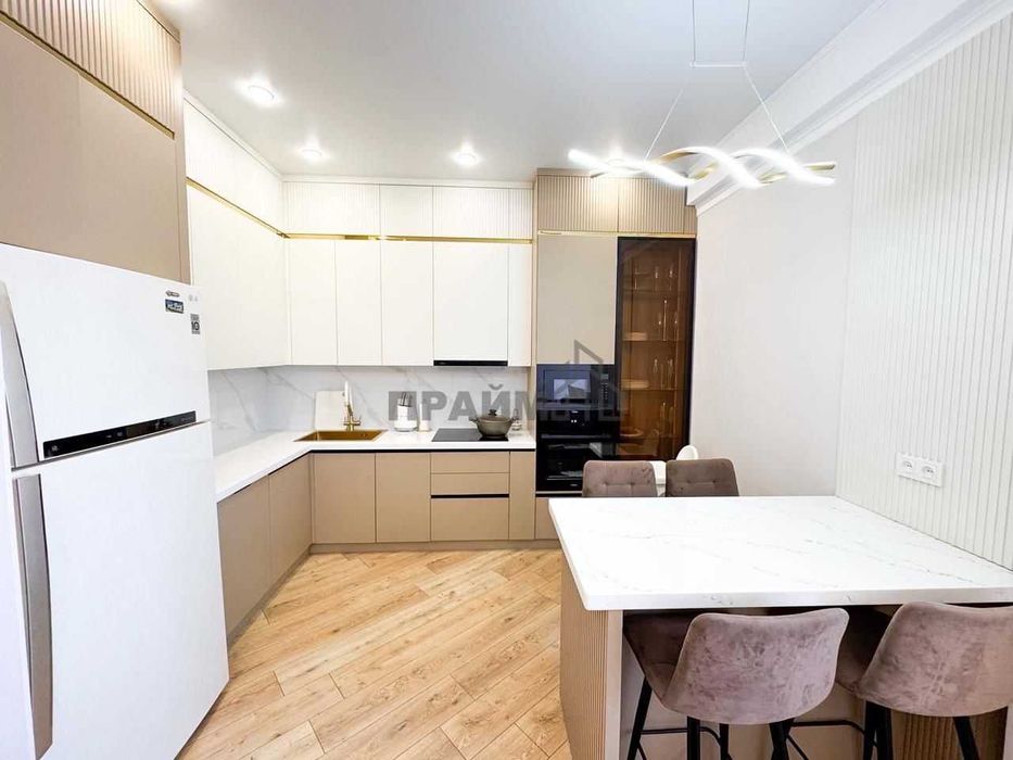 ПРОДАМ 5 ком. Болашак (Адель ПРАЙМ)