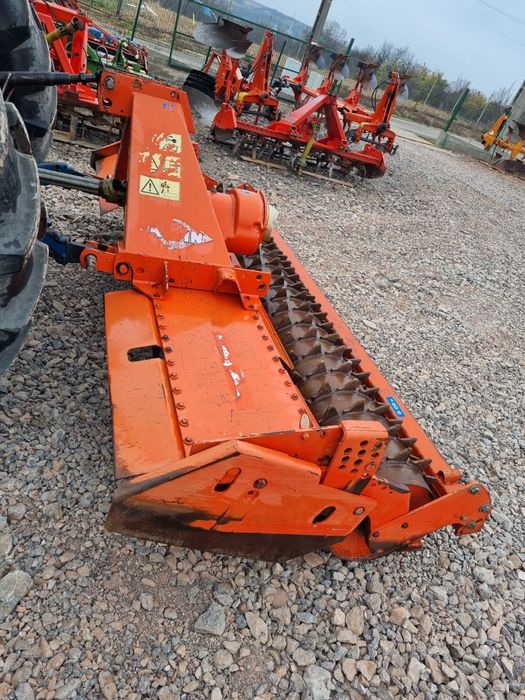 Freza Grapa Rotativa Kuhn HRB 302D