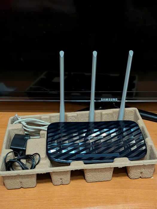 Wi-Fi роутер TP-Link Archer C20 (2.4 и 5 ГГц)