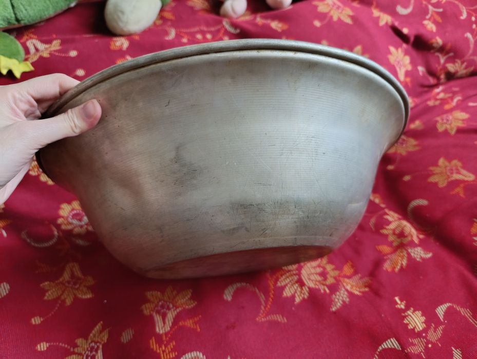 Большой эмалированный таз,около 45 см