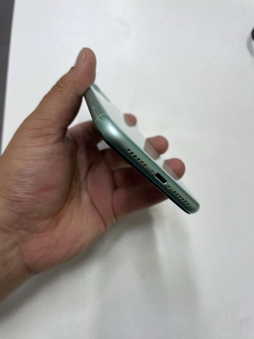 Iphone 11 (64GB) в идеальном состояний