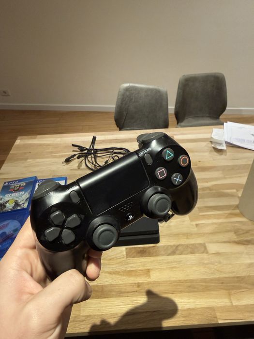 Consola ps4 slim 500gb