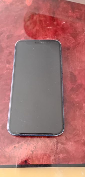 Айфон 12 мини.