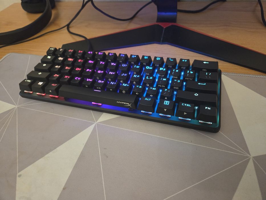 Продам HyperX Alloy Origins 60%