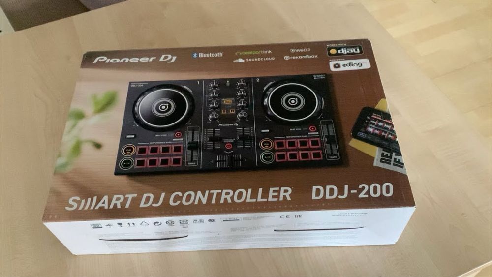 Продается PIONEER DDJ-200 (абсолютно новый)