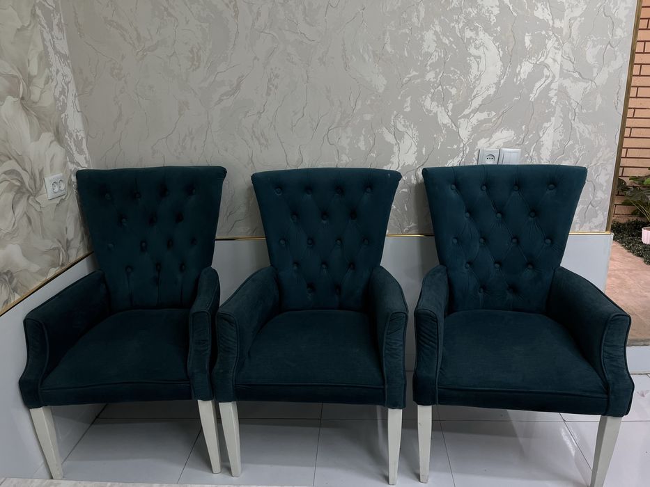 стул мягкие  4 штук