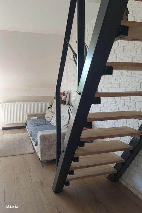 Apartament de 4 camere,  100 mp, parcare, zona Stadionului