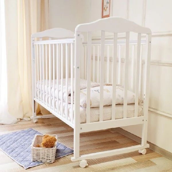 Кроватка детская с матрасом