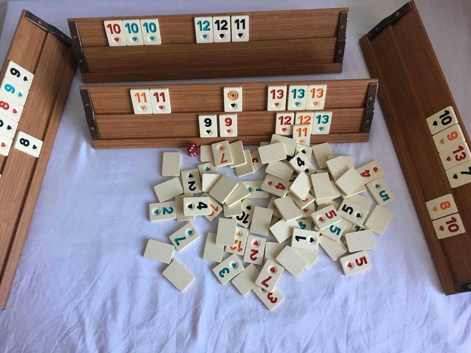 Joc Remi Remy de LUX Star Okey. Table din lemn masiv lăcuit. SIGILAT!