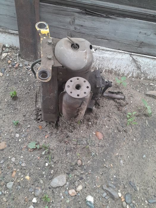 Водяной бензиновый насос