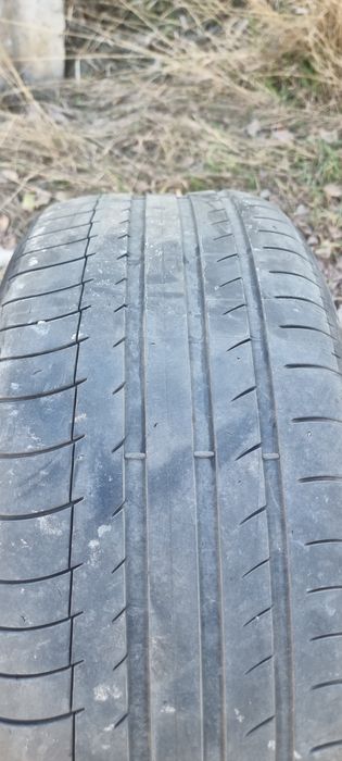 Продам шины летние R19