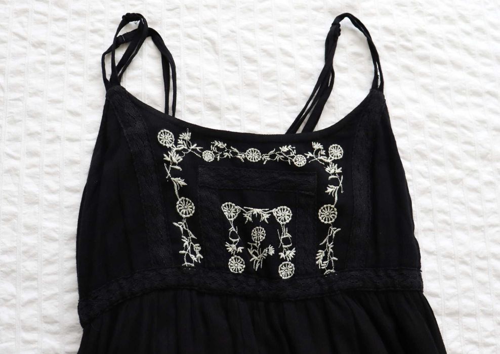 Vand rochie asimetrica marimea S